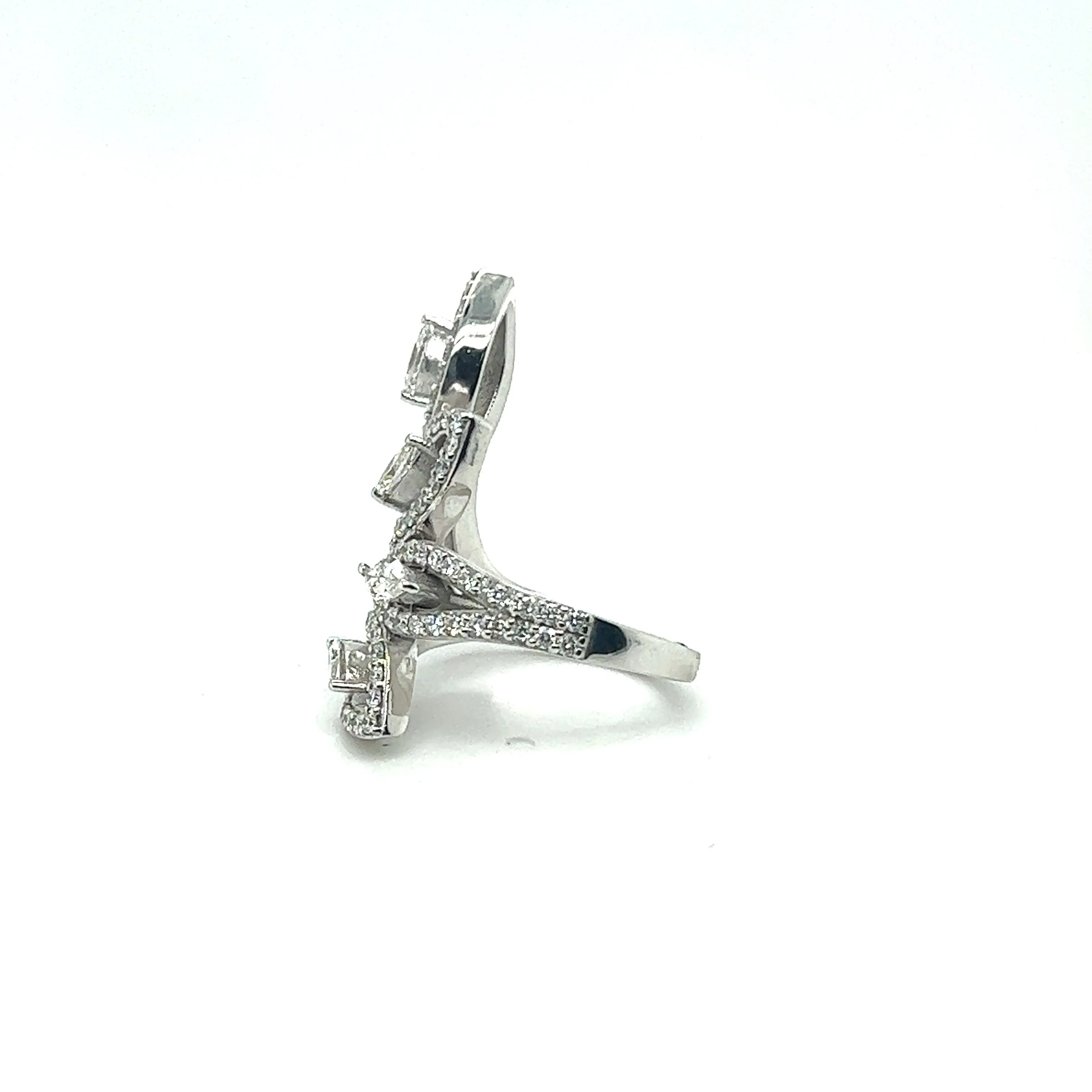 14K Diamond White Gold Marquis And Round Cut Diamond