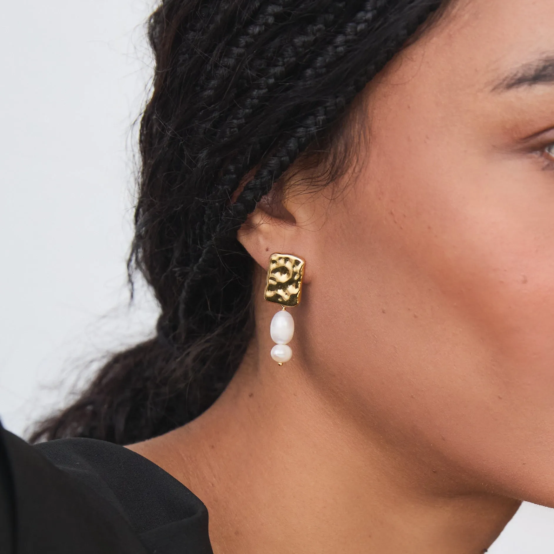 BEATRICE EARRINGS GOLD