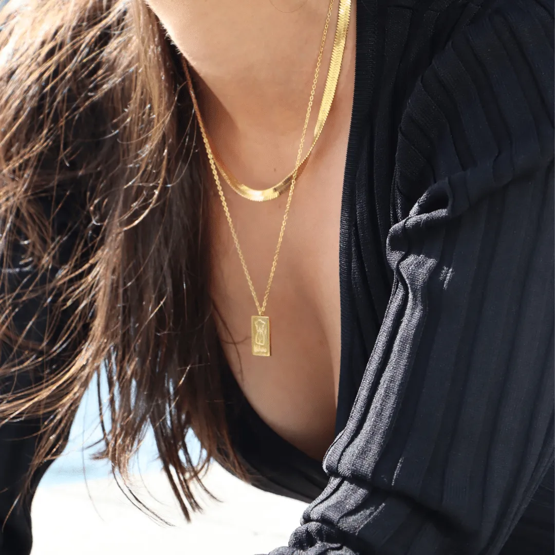 Valentina Necklace – Classic Herringbone Chain
