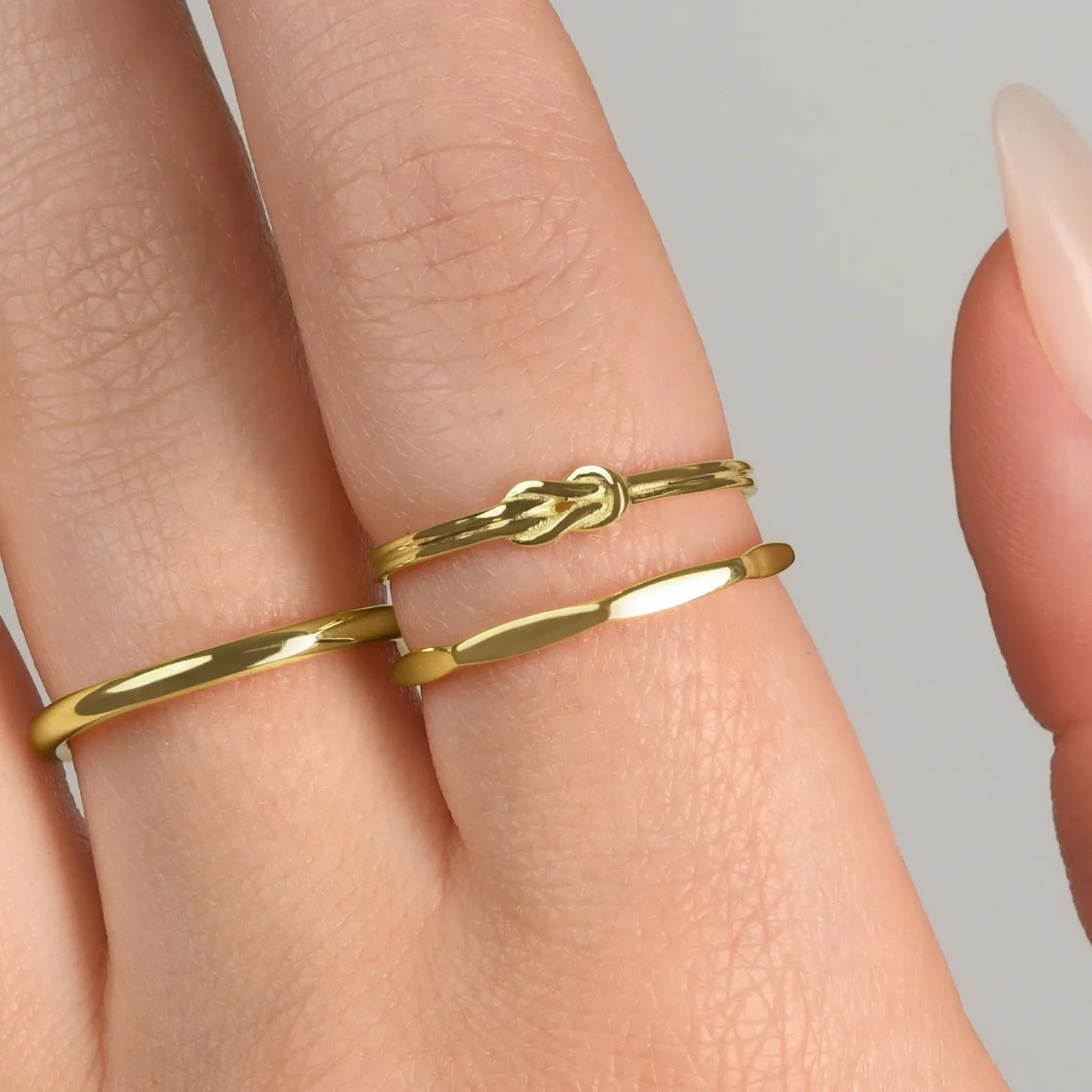 Von Treskow 9CT Gold Octa Ring